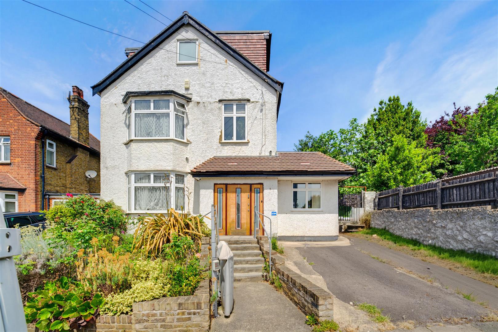 Sinton Andrews Estate Agents - Based in Ealing West London